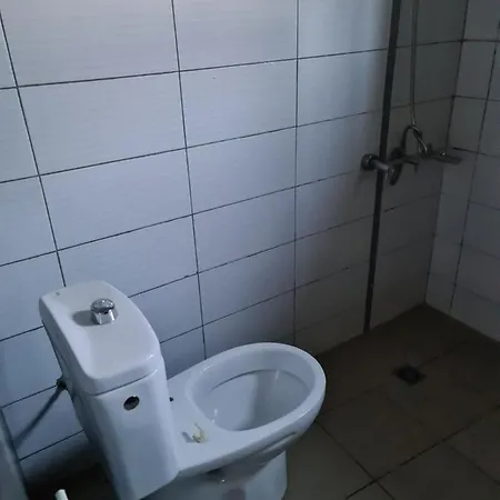 Halo Repos Apartman